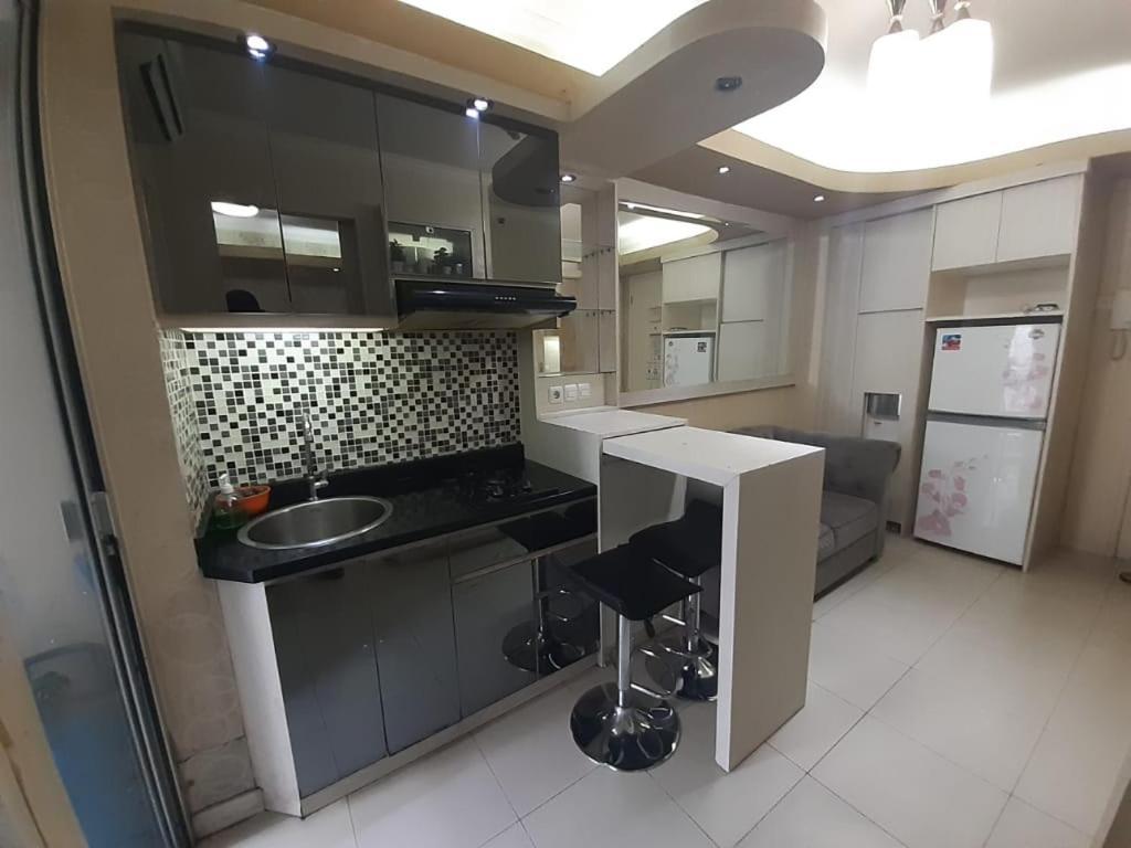 Apartemen Bassura City By Globy Property Джакарта Экстерьер фото
